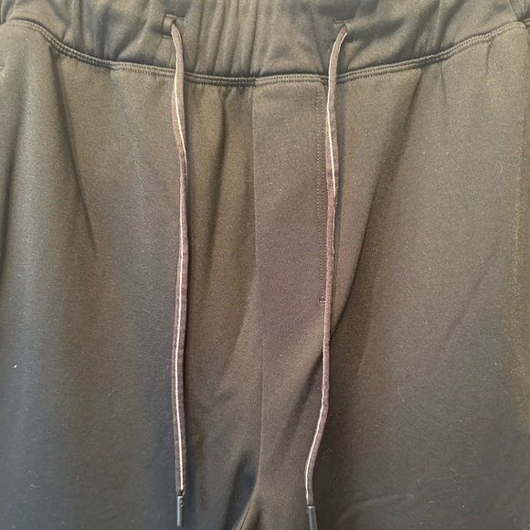 Lululemon ABC Jogger Men’s Large Black Obsidian 29.5” Inseam Stretch Zip Pocket - Picture 2 of 9